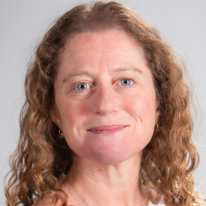 headshot of Pia Baker